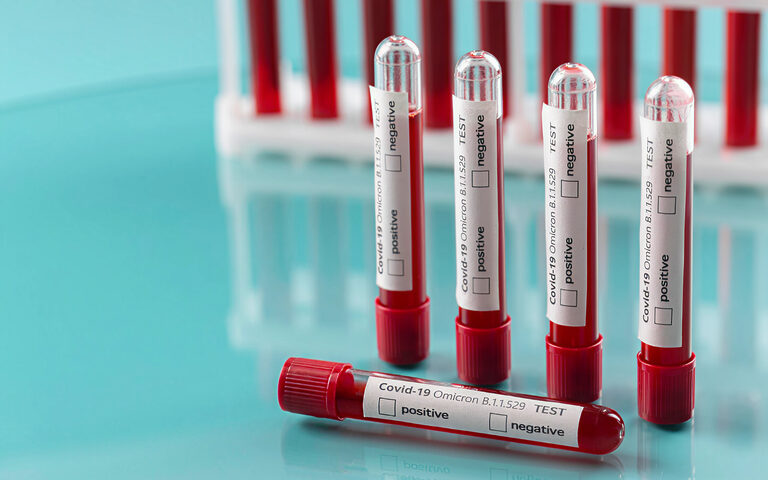 Новые штаммы COVID-19: XEC и FLiRT