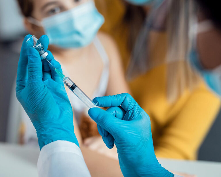 Иммунизация: прививка здоровья каждому