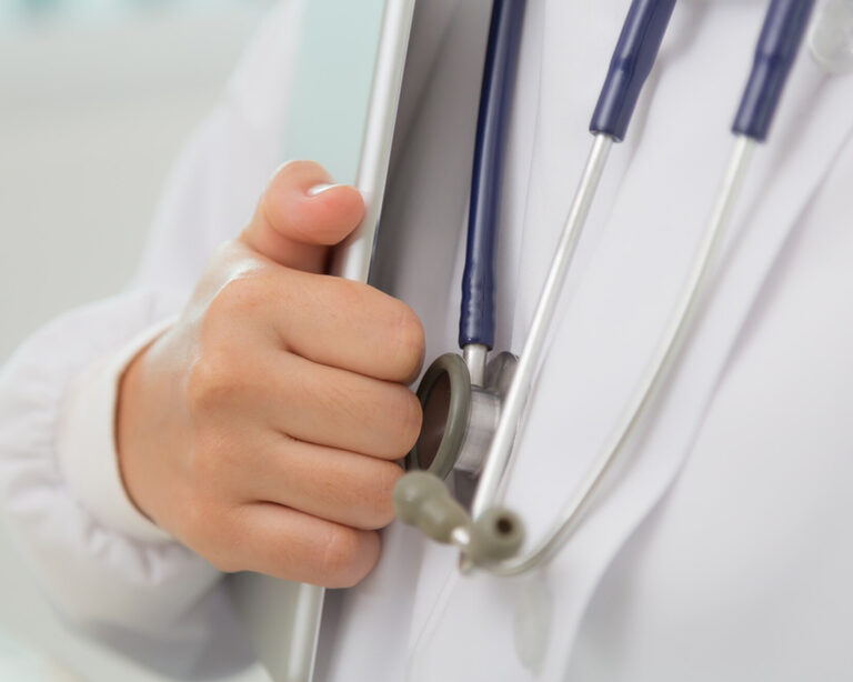 Медицинский теплоход